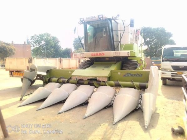 Claas Mega 350 combine harvester For Sale
