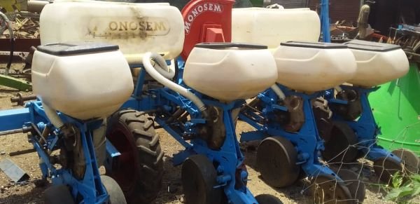 Monosem planter -  4 row