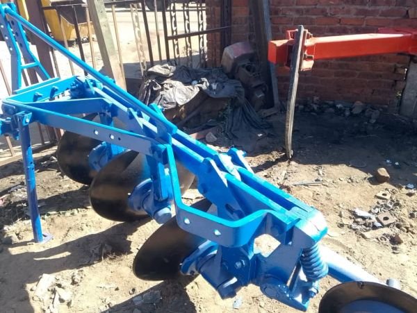 3 disc plough Dulys