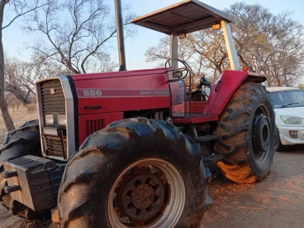 Tractor For Sale Mf 650