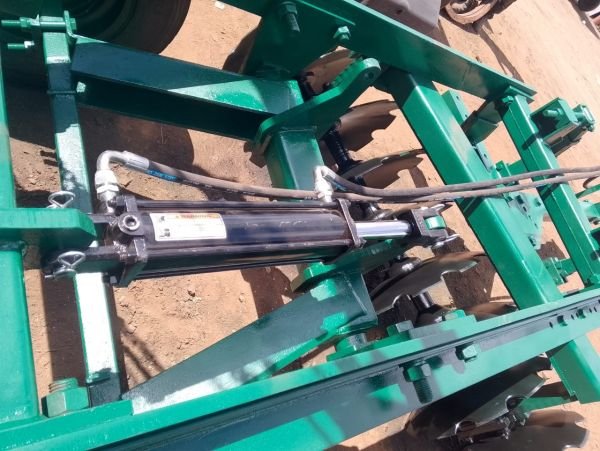 18 dish Haast Roam Harrow